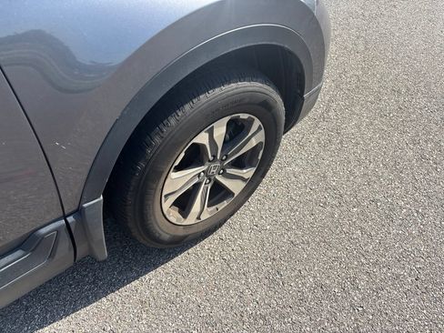 Used 2019 Honda CR-V LX image 16