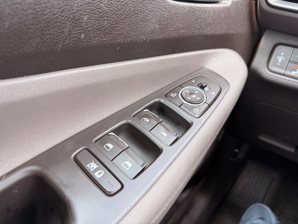 Used 2019 Hyundai Santa Fe SE AWD/4WD image 23