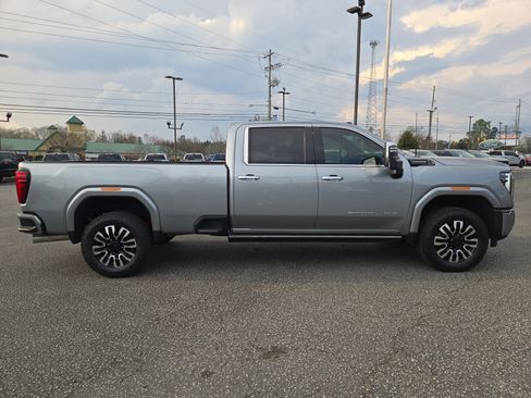 Used 2026 GMC Sierra 3500 Denali Ultimate AWD/4WD image 6