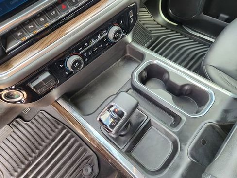 Used 2025 Chevrolet Silverado 1500 LT Trail Boss w/ LT Trail Boss Premium Package image 19