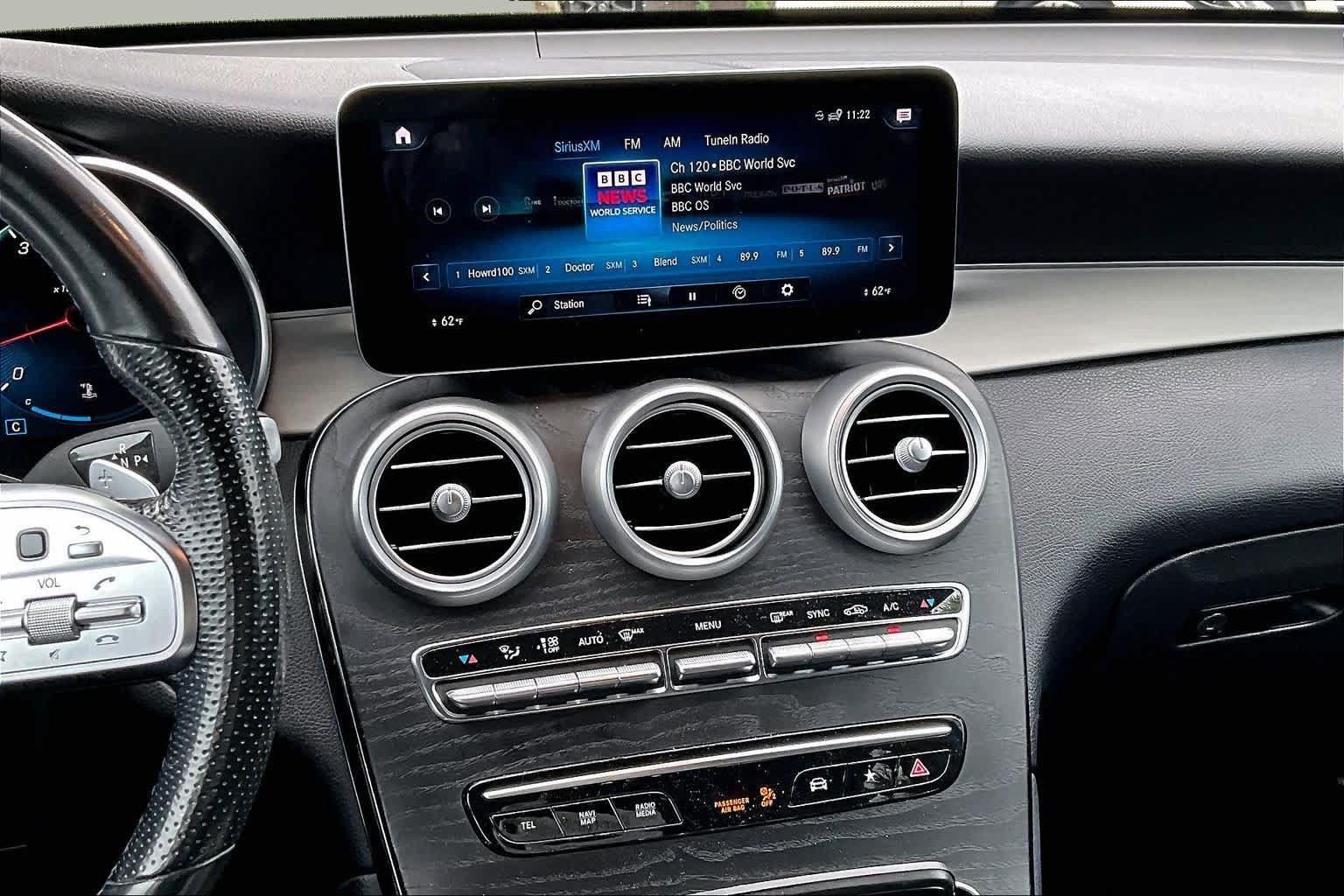 Used 2022 Mercedes-Benz GLC 300 image 13