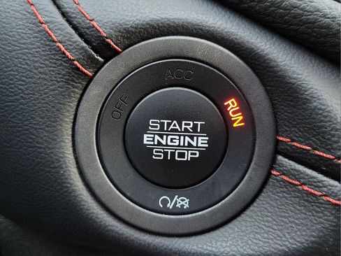 Used 2024 Dodge Durango GT image 17