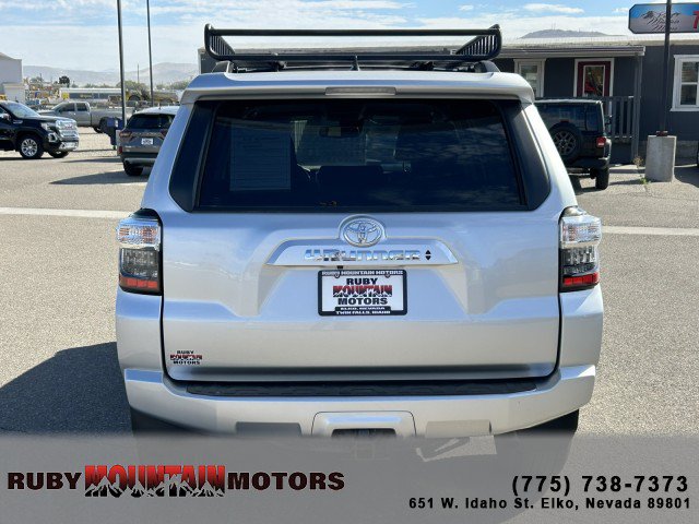 Used 2022 Toyota 4Runner SR5 w/ 4Runner Black Package (TMS) AWD/4WD image 6