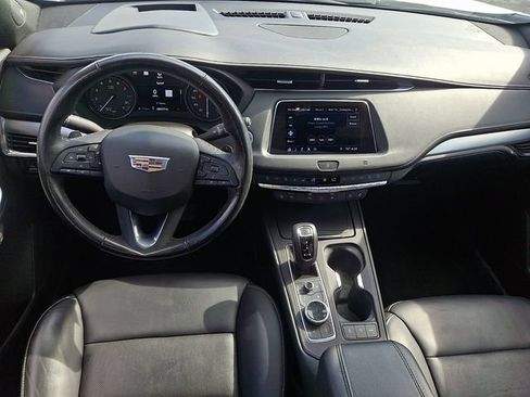 Used 2019 Cadillac XT4 Premium Luxury AWD/4WD image 3