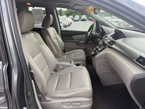 Used 2011 Honda Odyssey Touring image 16