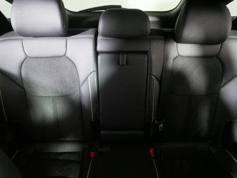 Used 2022 Genesis GV70 3.5T Sport w/ Sport Prestige Package image 13