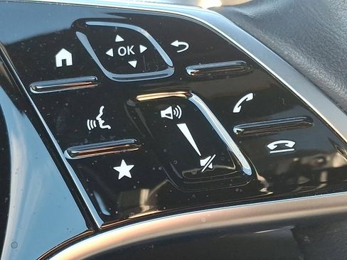 Used 2021 Mercedes-Benz E 350 4MATIC Sedan image 22