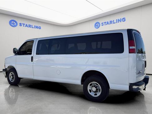 Used 2019 Chevrolet Express 3500 LT w/ LT Preferred Equipment Group image 4