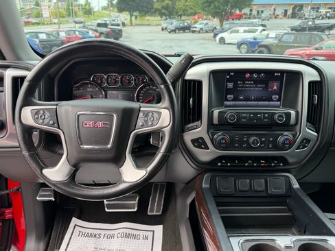 Used 2014 GMC Sierra 1500 SLT w/ SLT Preferred Package AWD/4WD image 22