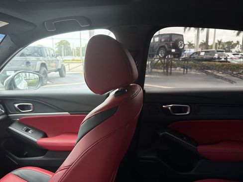 Used 2023 Acura Integra A-Spec image 12