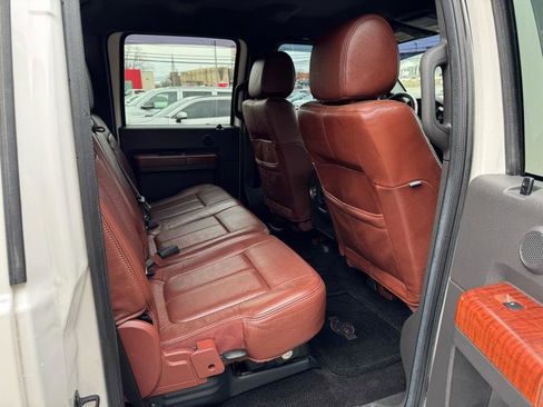Used 2014 Ford F250 King Ranch w/ King Ranch w/Chrome Package image 12