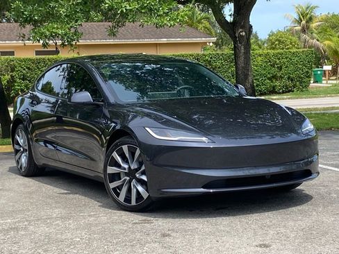 Used 2026 Tesla Model 3 RWD image 9