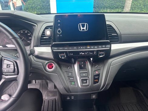 Used 2025 Honda Odyssey Sport-L image 7