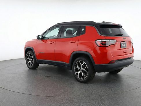 Used 2025 Jeep Compass Limited AWD/4WD image 6