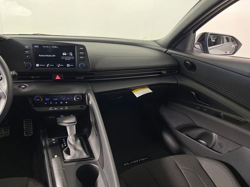 New 2026 Hyundai Elantra Sport image 17