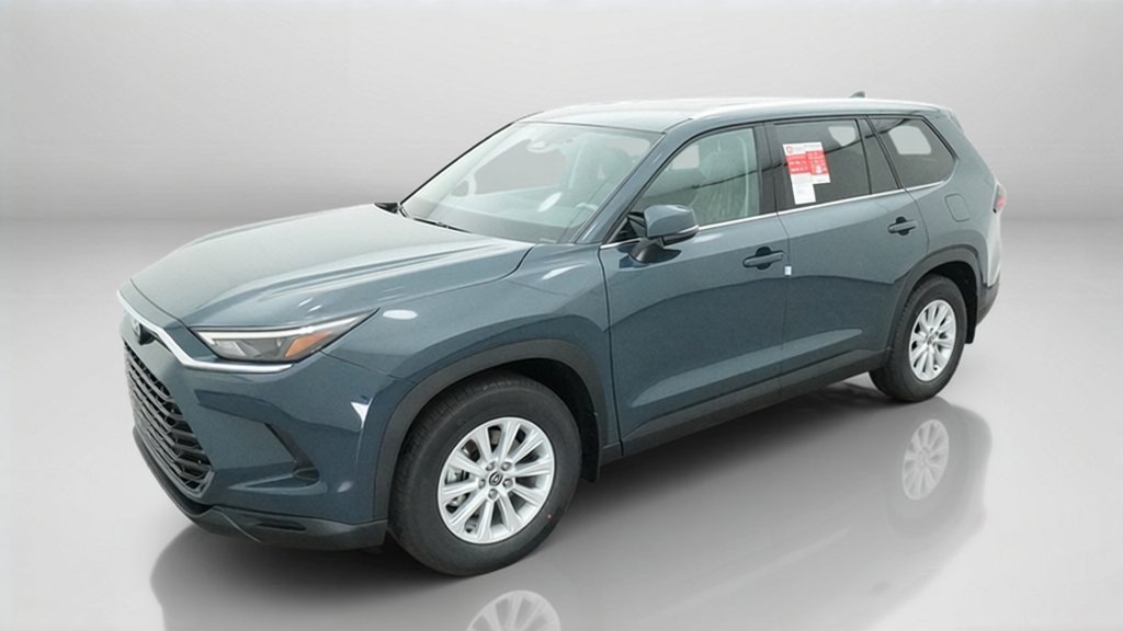 New 2026 Toyota Grand Highlander XLE FWD image 1
