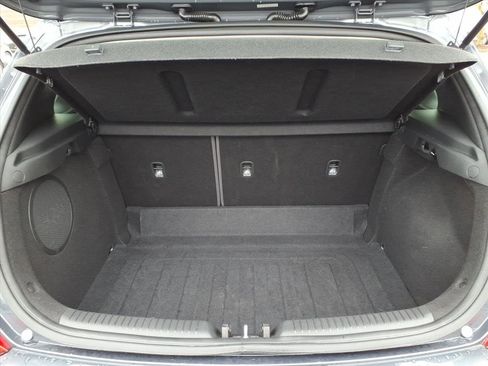 Used 2018 Hyundai Elantra GT w/ Tech Package 03 image 30