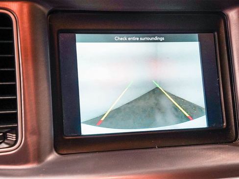 Used 2022 Dodge Charger SXT image 22