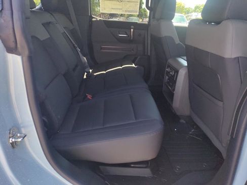 New 2025 GMC Hummer EV 3X image 17