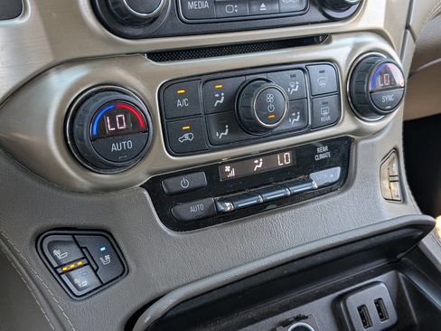 Used 2017 GMC Yukon Denali w/ Open Road Package image 26