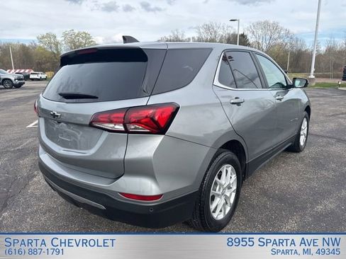 Used 2023 Chevrolet Equinox LT AWD/4WD image 3