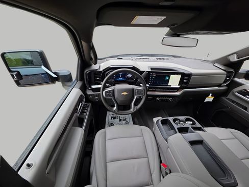 New 2026 Chevrolet Silverado 2500 LT w/ Texas Edition AWD/4WD image 13