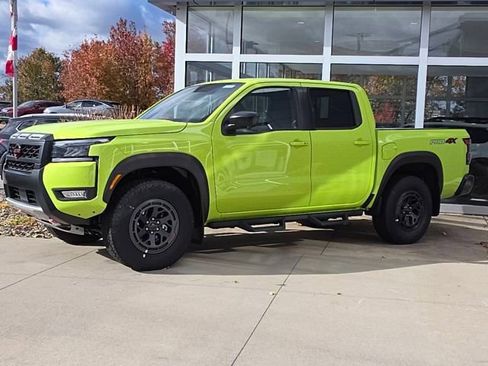 New 2026 Nissan Frontier PRO-4X w/ Pro-4x Convenience Package image 2