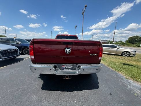 Used 2018 RAM 3500 Tradesman w/ Chrome Appearance Group AWD/4WD image 4
