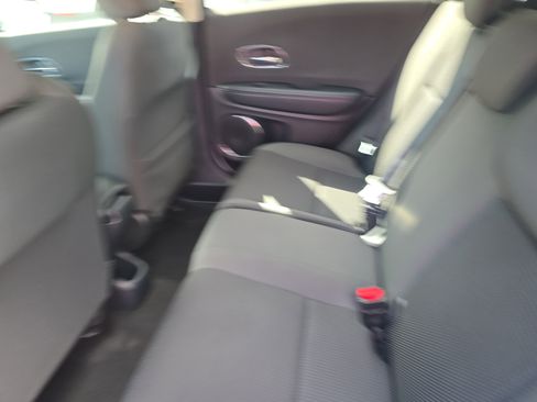 Used 2019 Honda HR-V EX image 15