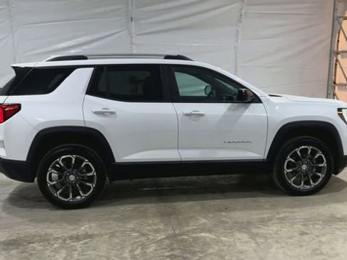 New 2026 GMC Terrain Elevation w/ Elevation Premium Package image 9