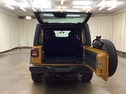 New 2026 Jeep Wrangler Unlimited Sport AWD/4WD image 9