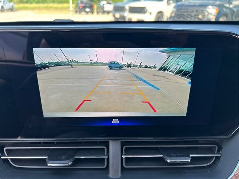 Used 2026 Chevrolet Trax LT FWD image 23