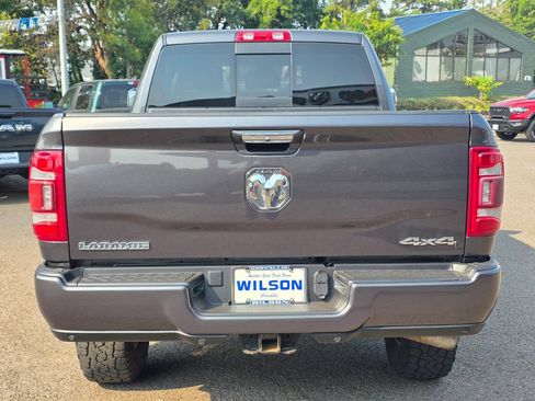 Used 2022 RAM 2500 Laramie AWD/4WD image 8