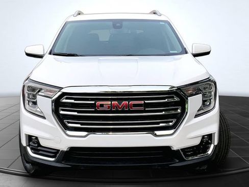 Used 2022 GMC Terrain SLT AWD/4WD image 3