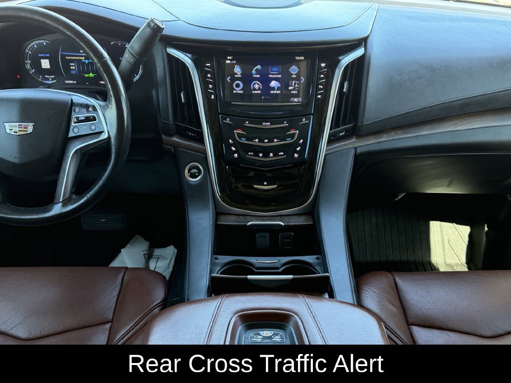 Used 2020 Cadillac Escalade Luxury RWD image 13