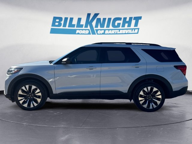 Used 2026 Ford Explorer Active w/ Active Comfort Package AWD/4WD image 2