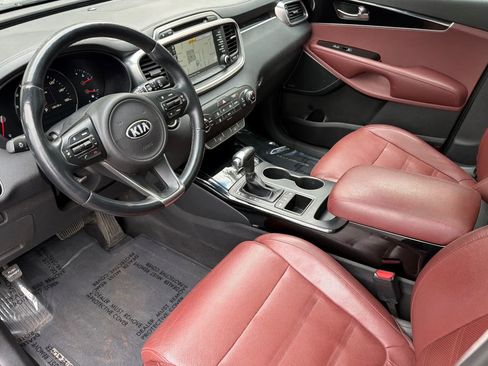 Used 2017 Kia Sorento SX AWD/4WD image 13