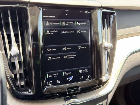 Used 2020 Volvo XC60 T6 Inscription w/ Protection Package Premier AWD/4WD image 11