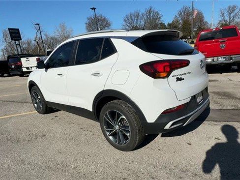 Used 2022 Buick Encore GX Select image 7