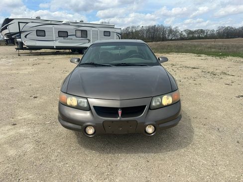 Used 2000 Pontiac Bonneville SLE FWD image 3