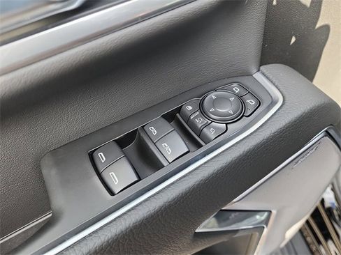 New 2026 GMC Sierra 2500 Denali w/ Denali Reserve Package image 16