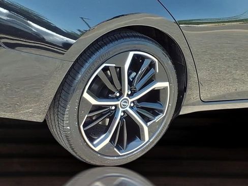 Used 2025 Nissan Altima 2.5 SR FWD image 26