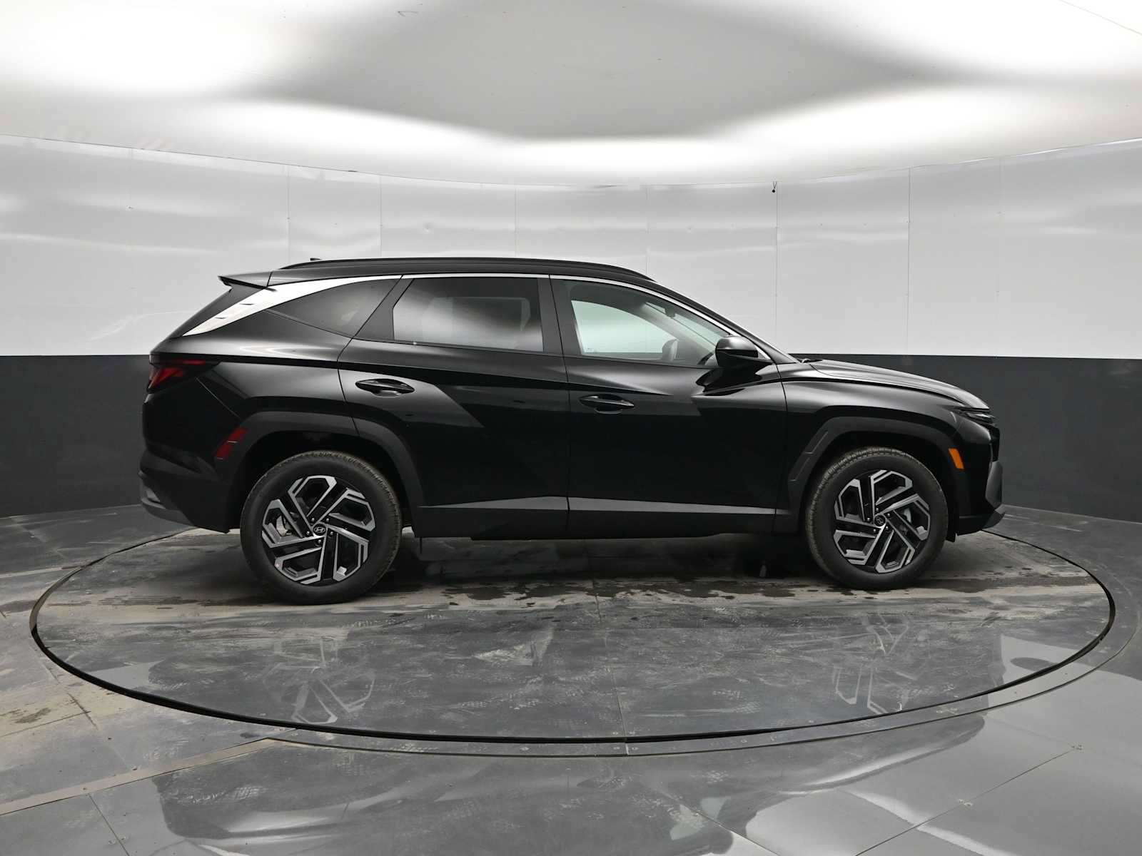 New 2026 Hyundai Tucson SEL Plus AWD/4WD image 9