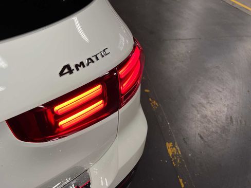 Certified 2025 Mercedes-Benz GLB 250 4MATIC image 15