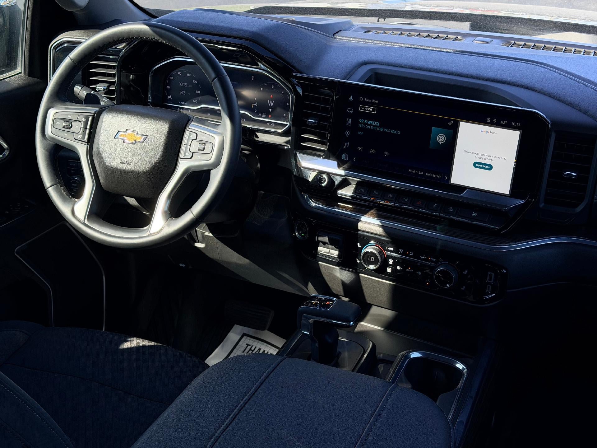 Used 2024 Chevrolet Silverado 1500 LT AWD/4WD image 9