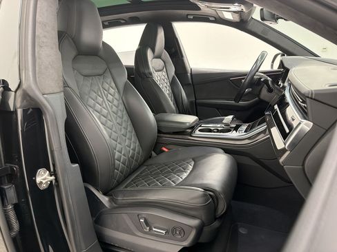 Used 2022 Audi SQ8 Prestige AWD/4WD image 28