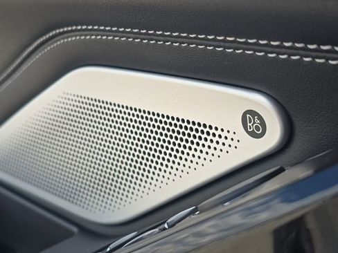 Used 2024 Ford Explorer ST w/ Equipment Group 401A image 31