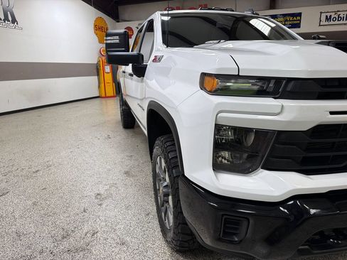 Used 2024 Chevrolet Silverado 2500 Custom w/ Custom Value Package AWD/4WD image 14