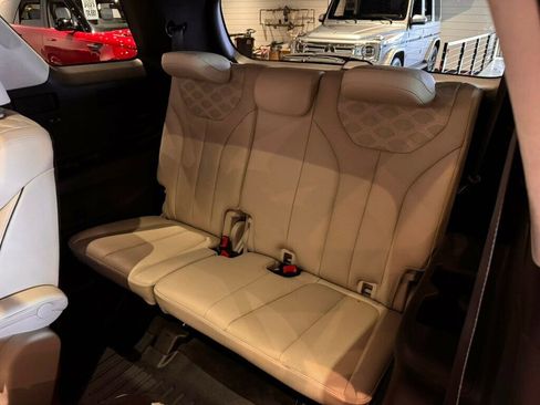 Used 2020 Hyundai Palisade Limited image 23