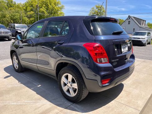 Used 2019 Chevrolet Trax LS AWD/4WD image 5